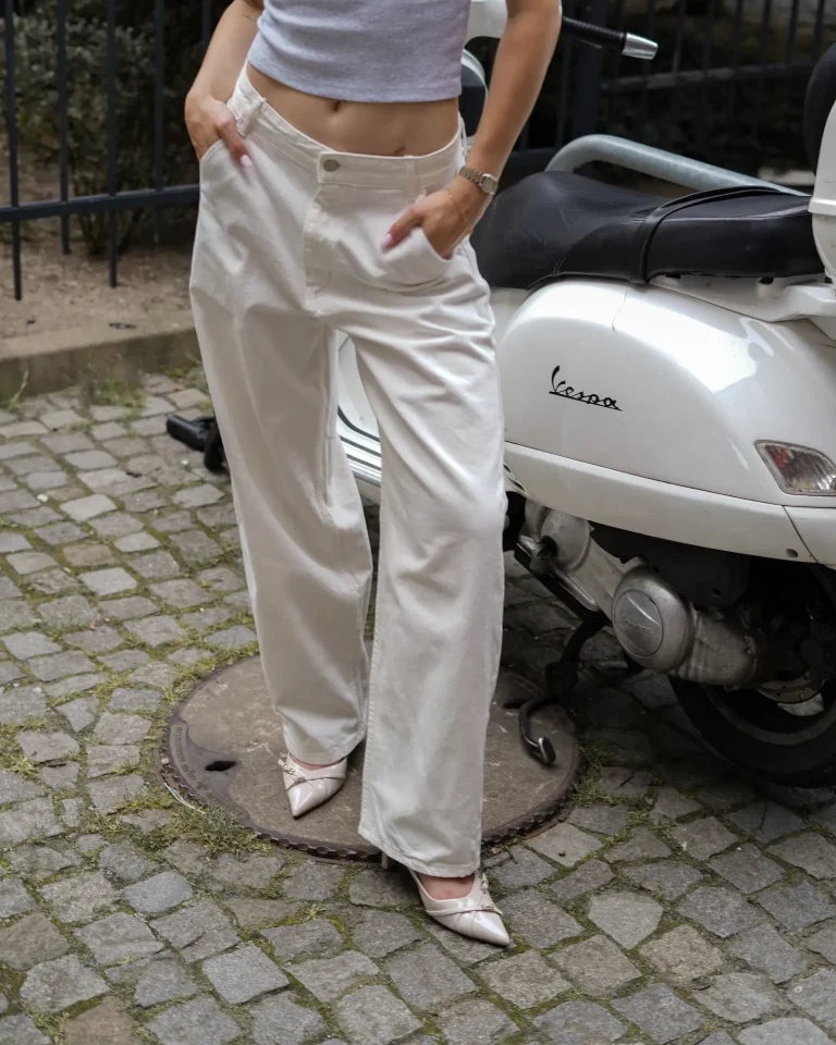 Białe jeansy baggy